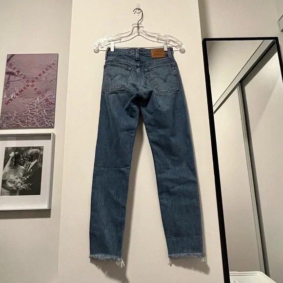 Levi’s Wedgie Icon Fit - The Truth Unfolds - Picture 7 of 10